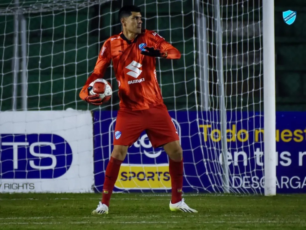 Lampe durante el partido con Oriente Petrolero en Santa Cruz. Foto: Club Bolívar.