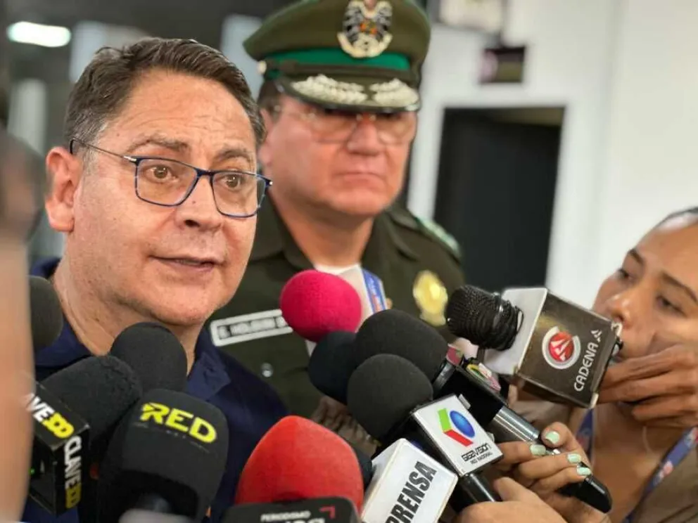 El viceministro Aguilera en un anterior contacto con la prensa. Foto: Archivo Viceministerio