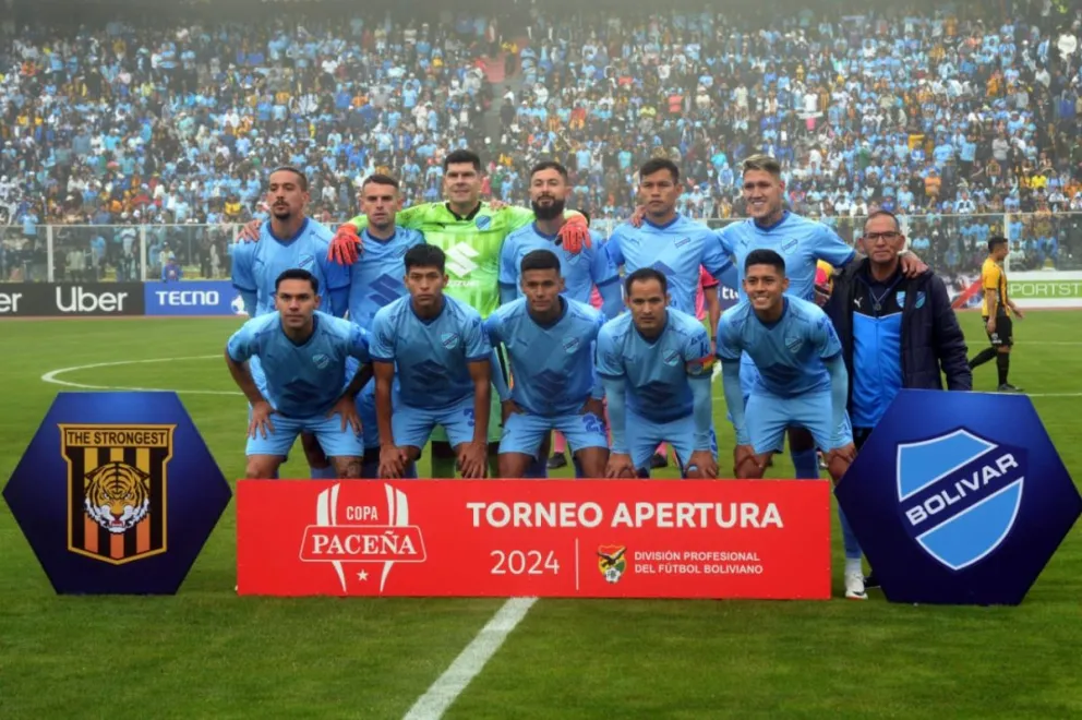 El onceno que presentaron los celestes en el último clásico, otra vez sin jugadores paceños. Foto: Andrés Rojas Vargas