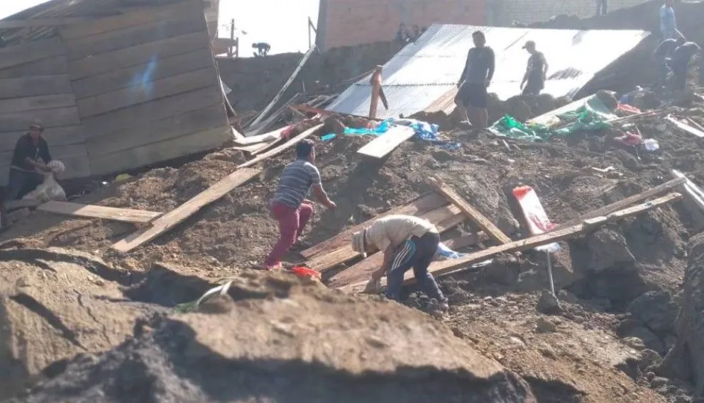 Las viviendas destruidas luego del deslizamiento en La Asunta. Foto: Red Uno.