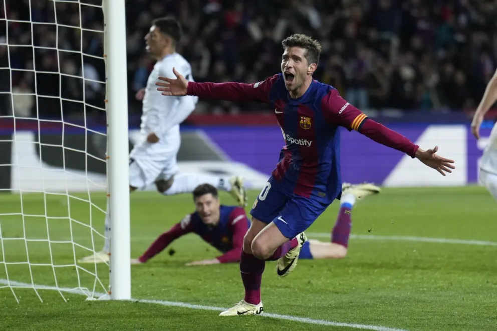 Sergi Roberto, celebra el tercer gol del equipo blaugrana. Foto: EFE