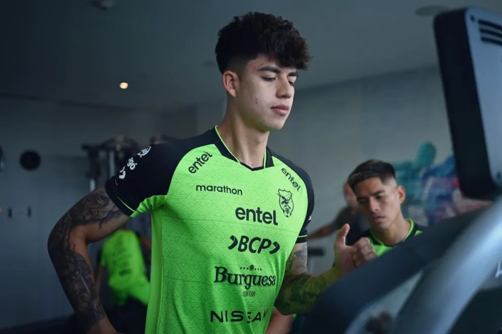 Gabriel Villamil, futbolista del club ecuatoriano Liga Deportiva Universitaria de Quito, se incorporará a la selección en Sao Paulo. Foto: FBF