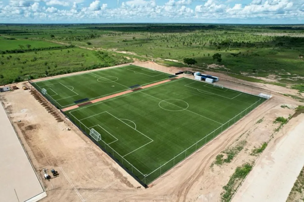 Las dos canchas que fueron inauguradas. Foto: Club Bolívar.