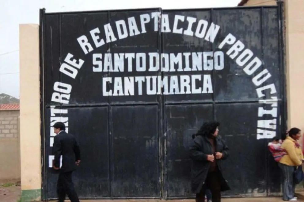 El ingreso al penal de Cantumarca, en Potosí: Foto: RRSS