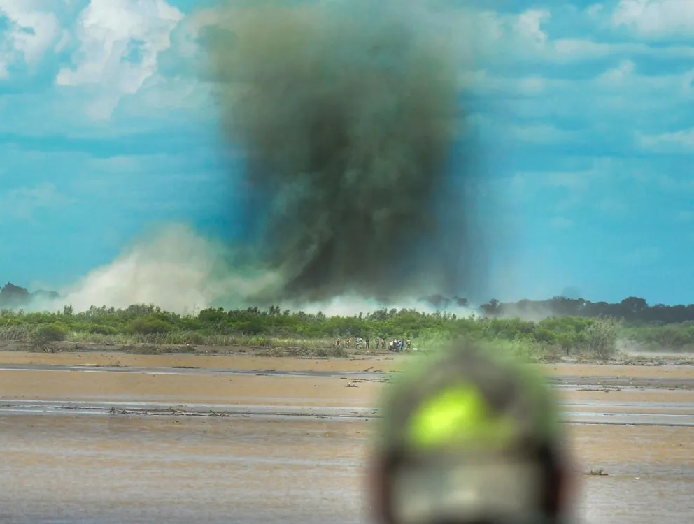La explosión controlada se realizó en el distrito 15 de Santa Cruz de la Sierra. Foto: APG