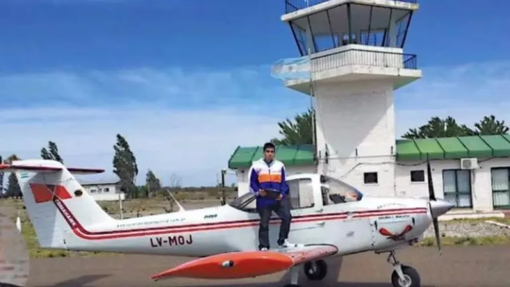 'El Peruano' se convirtió en piloto comercial en Argentina. Foto: Infobae