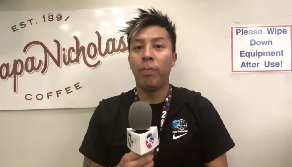 Moscoso brinda sus declaraciones luego de la final. 