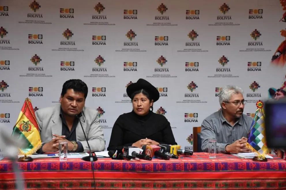 La ministra de Culturas, en un contacto con la prensa. Foto: ABI / Ministerio de Culturas