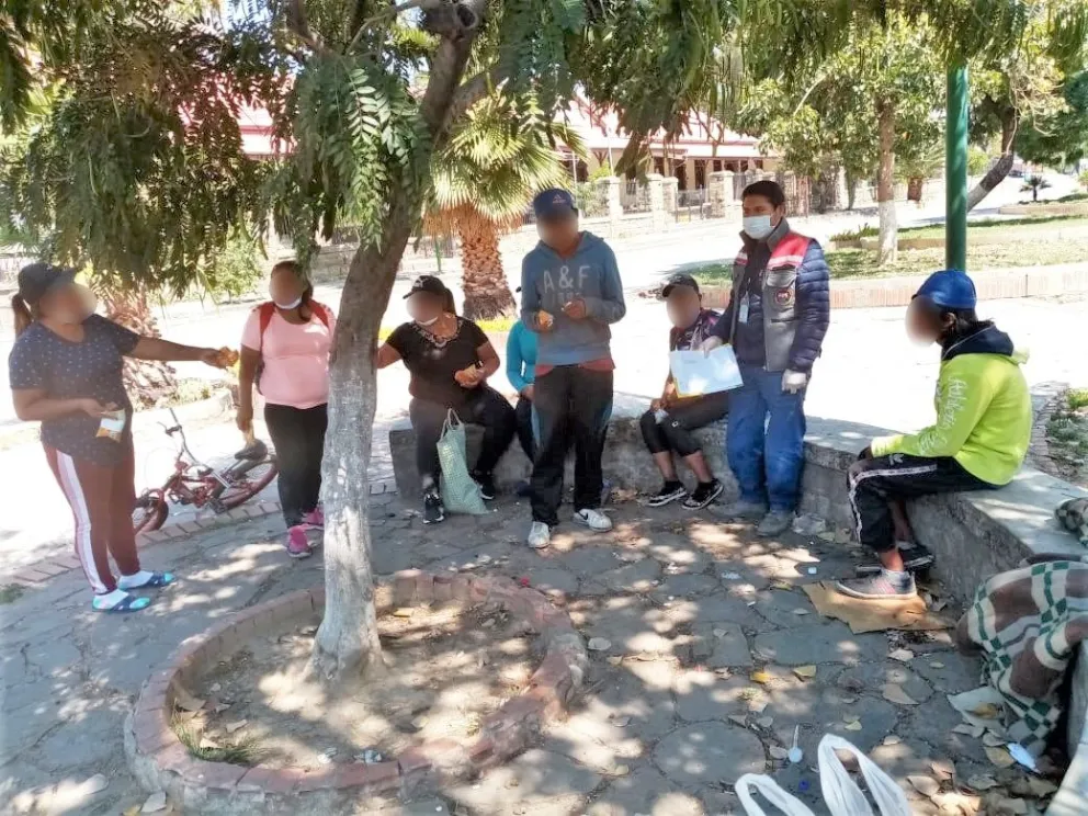 Personas en situación de calle en la ciudad de Cochabamba, en la Coronilla.             FOTO: Naciones Unidas