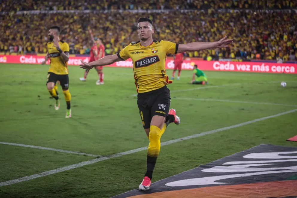Paco Rodríguez celebra uno de los goles que anotó el año pasado en el Barcelona SC. Foto: Barcelona