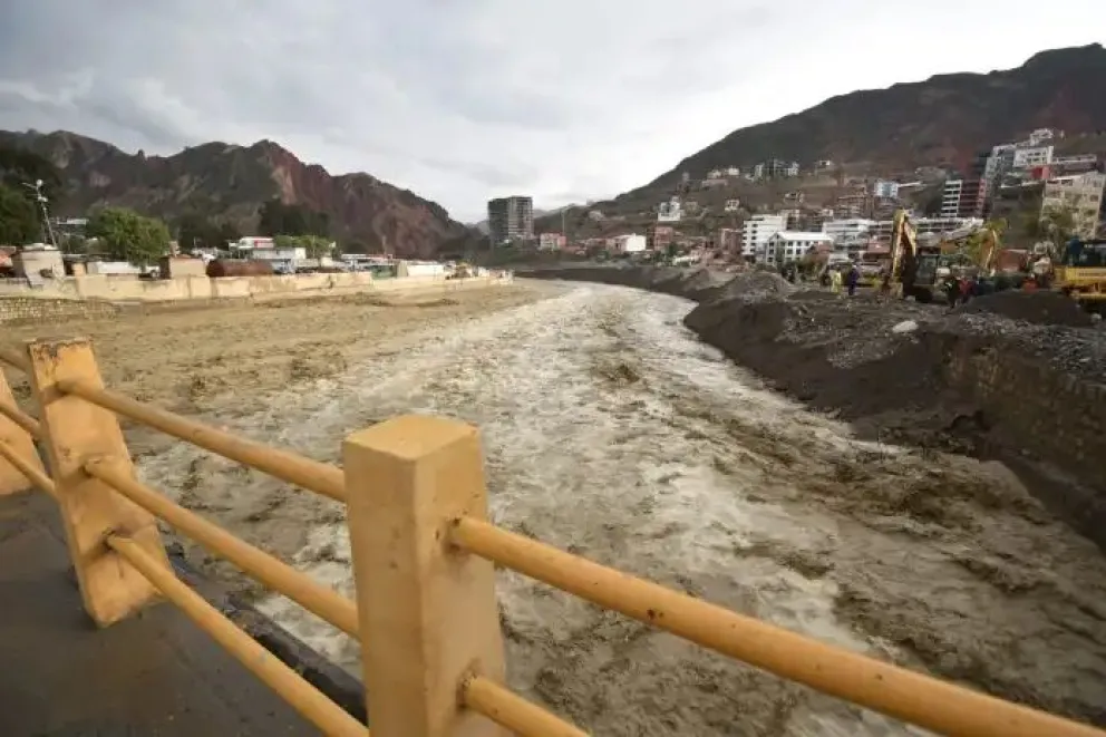 Vista del caudal de uno de los ríos en la ciudad de La Paz. Foto: AMUN