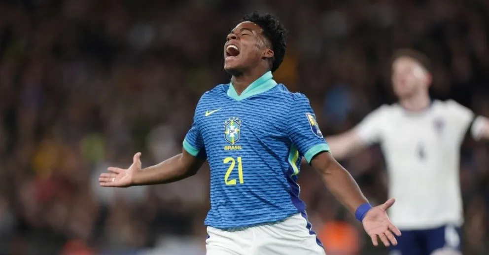 Endrick, la nueva estrella de Brasil, marcó su primer gol en la selección absoluta y lo hizo en el mítico estadio Wembley de Inglaterra. Foto CBF Futebol.