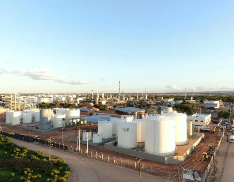 Parte de la planta inaugurada este martes, en Santa Cruz. Fotos: YPFB