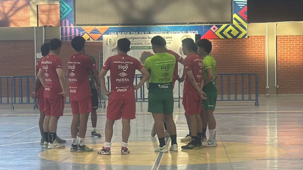 La selección nacional se entrena en Cochabamba. Foto: Comisión de Futsal Bolivia.