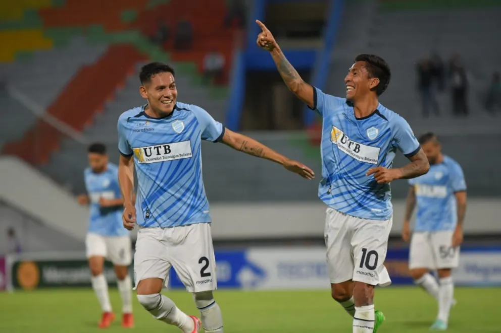 Jair Torrico celebra un gol suyo en un partido anterior, hoy quieren celebrar ante Blooming. Foto APG