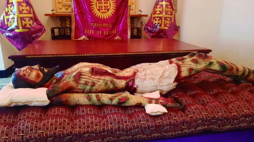 El Señor del Santo Sepulcro que esta tarde saldrá en la tradicional procesión. Foto. prensa Escalier