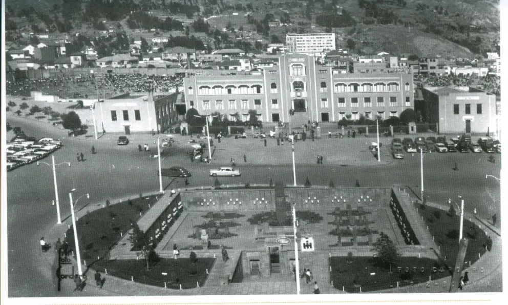 El viejo estadio Hernando Siles que fue remodelado para el certamen. Foto: Historia del Fútbol Boliviano