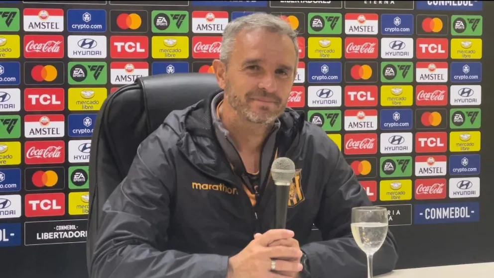 El entrenador argentino Lavallén, hoy en la conferencia de prensa. Foto Sports 360