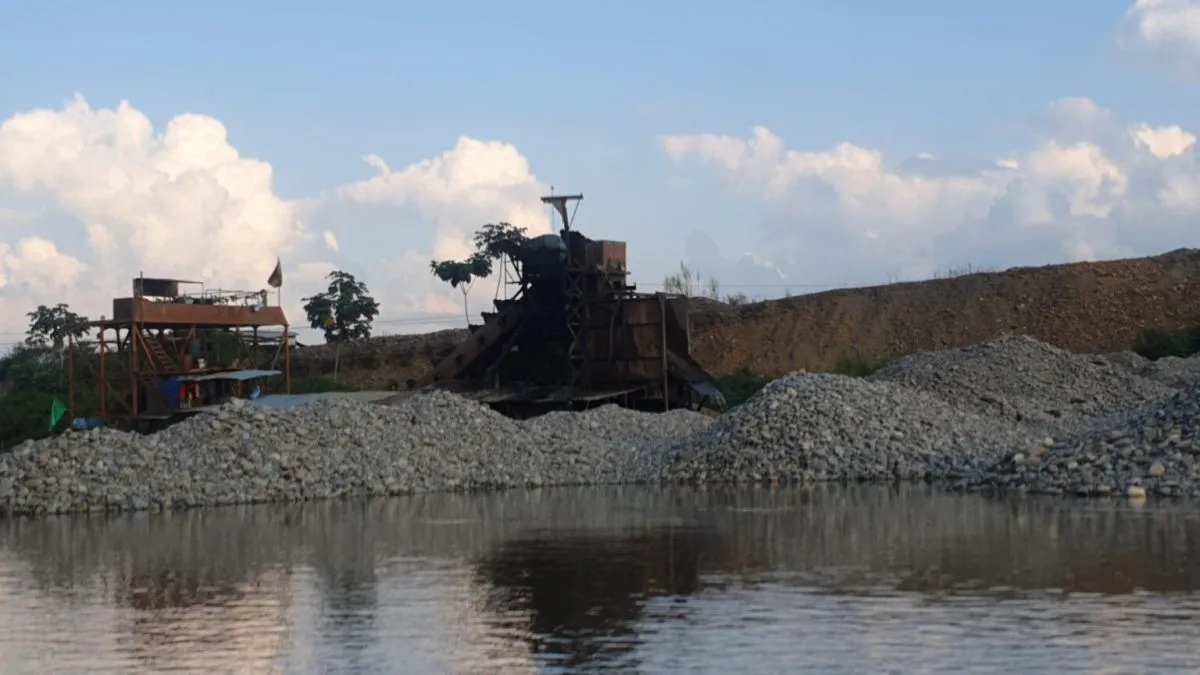 La explotaci&oacute;n ilegal de oro en la Amazon&iacute;a se realiza de manera intensiva con capitales extranjeros. Foto: Jimena Mercado