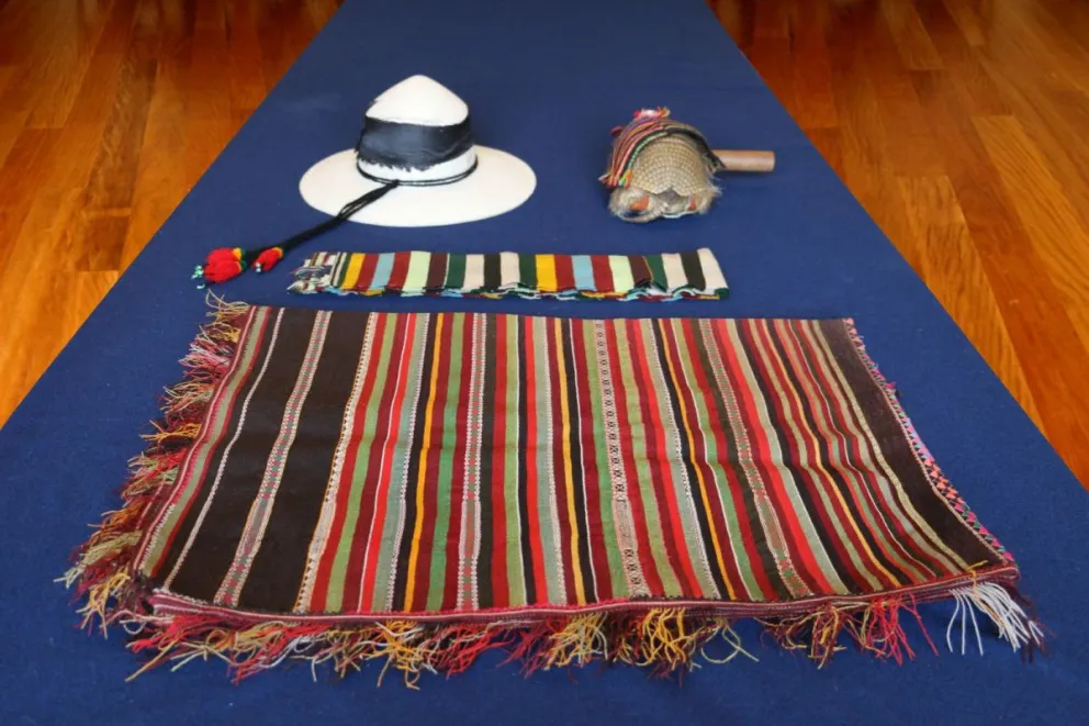 Los objetos pertenecientes al grupo Jach'a Mallku que fueron entregados a la Fundación Cultural. Foto: FCBCB