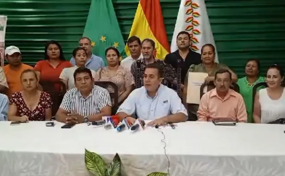 Integrantes del Comité de Defensa de la Integridad Territorial del Departamento Amazónico de Beni. Foto. Gobernación de Beni.