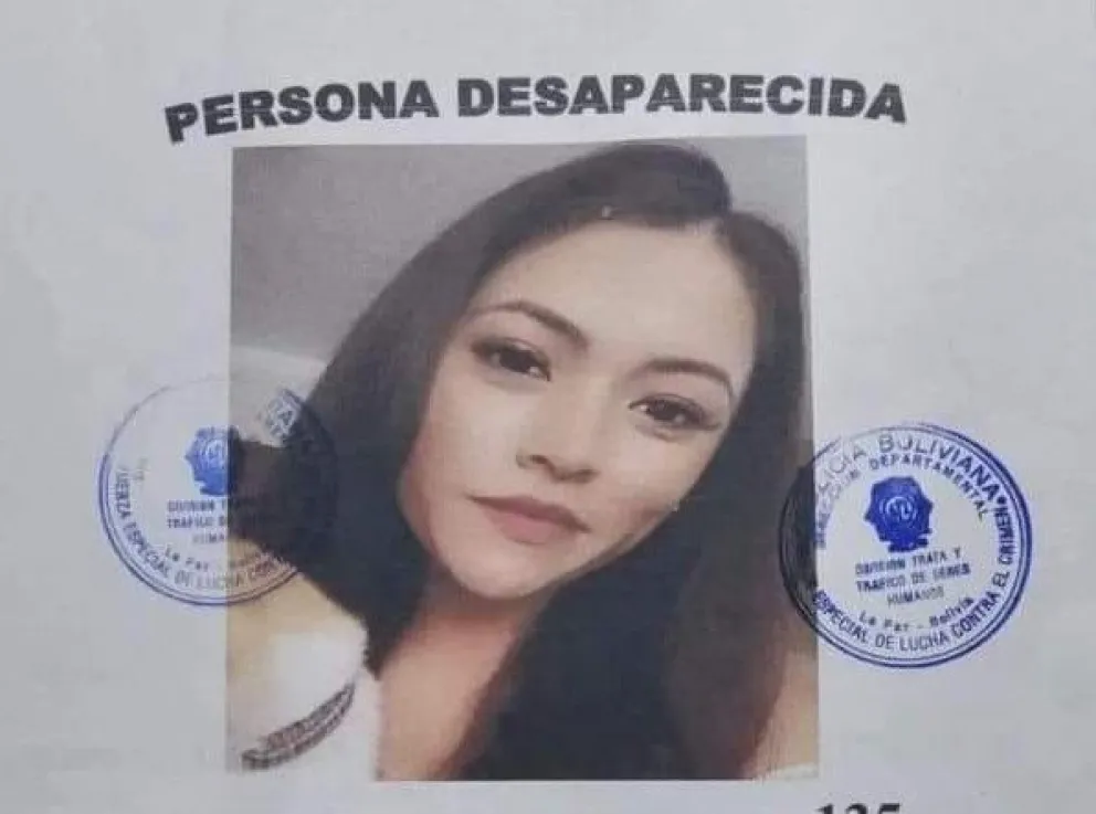 El anuncio de la policía que informa la desaparición de la joven.