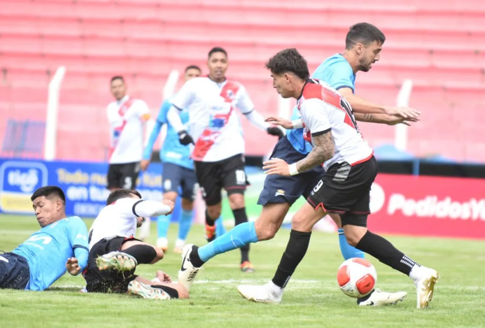 Incidencia del partido entre Nacional y Blooming en Potosí. Foto: APG.