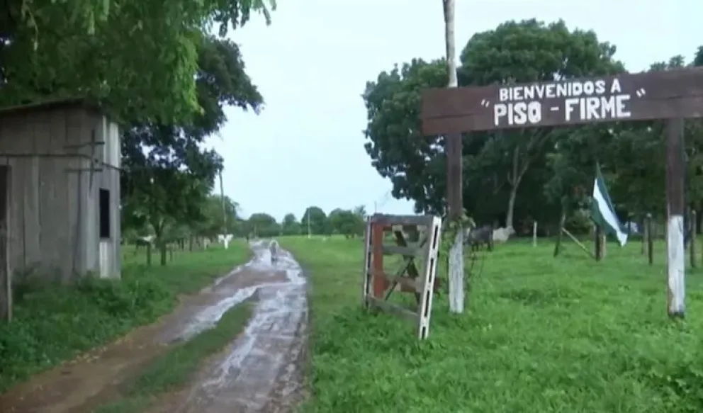 El ingreso a la comunidad Piso Firme, en el límite entre Santa Cruz y Beni. Foto. Redes sociales