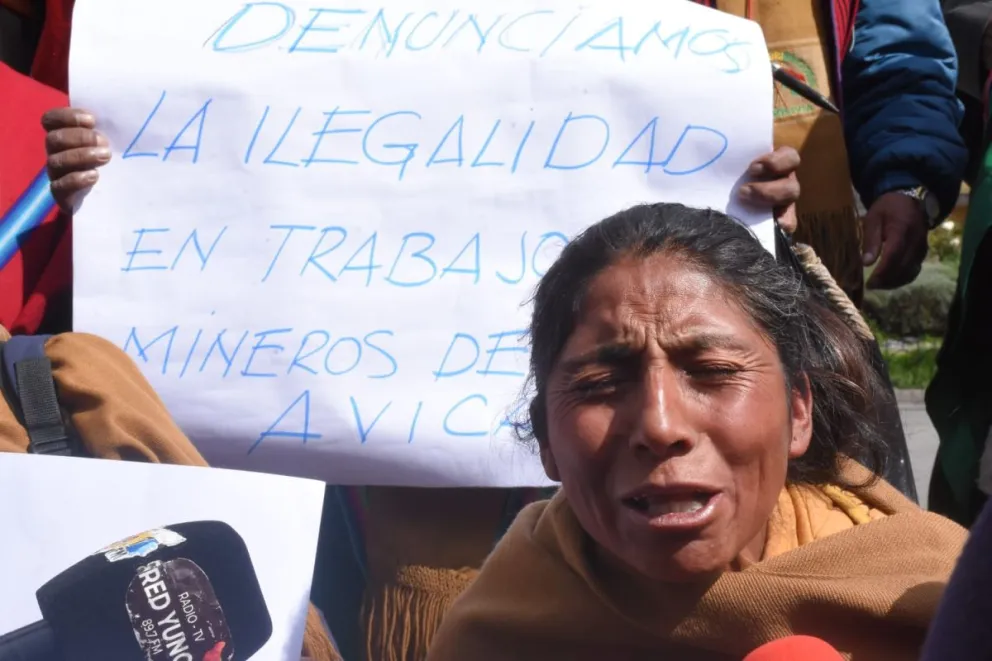 Soraida Ventura, hoy en la ciudad de La Paz, denunció la violencia de los mineros. Foto. APG.