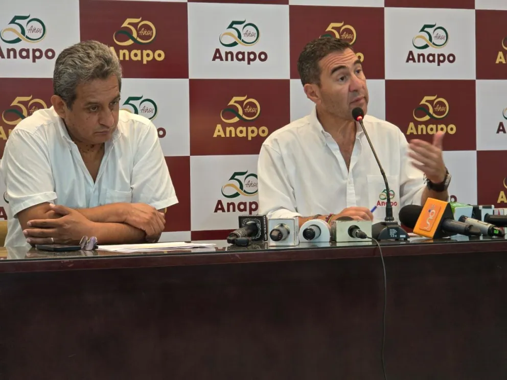 El presidente de Anapo explica los impactos que ha tenido la sequía en la producción de soya. Foto: Anapo