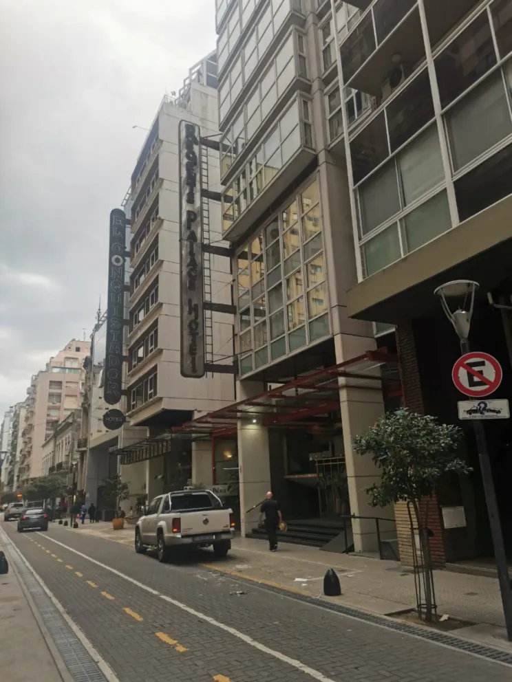 El Hotel Regente Palace de Buenos Aires, donde hoy está el plantel albirrojo. Foto Sports 360