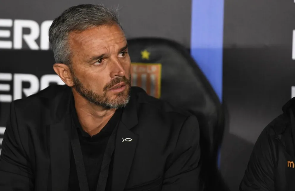 El entrenador argentino Pablo Lavallén dejó de ser entrenador de The Strongest. Foto: APG