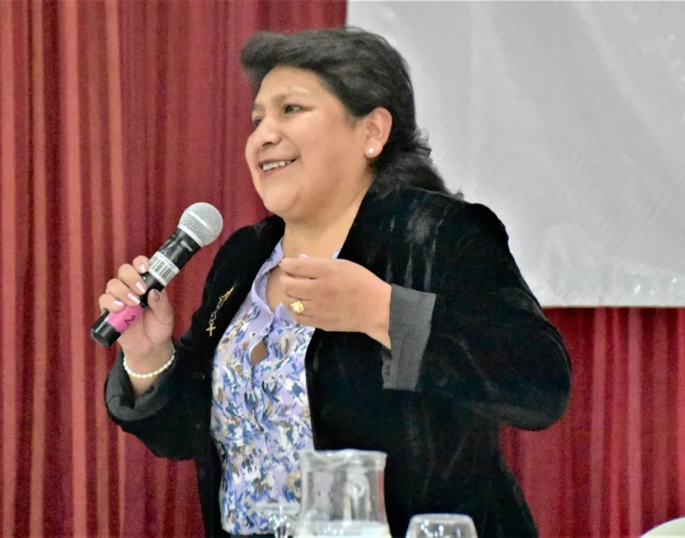 Dina Chuquimia en una anterior actividad. Foto: Fuente Directa