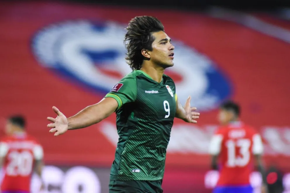 Marcelo Martins celebra un gol anotado frente a Paraguay. Foto: Archivo FBF. 