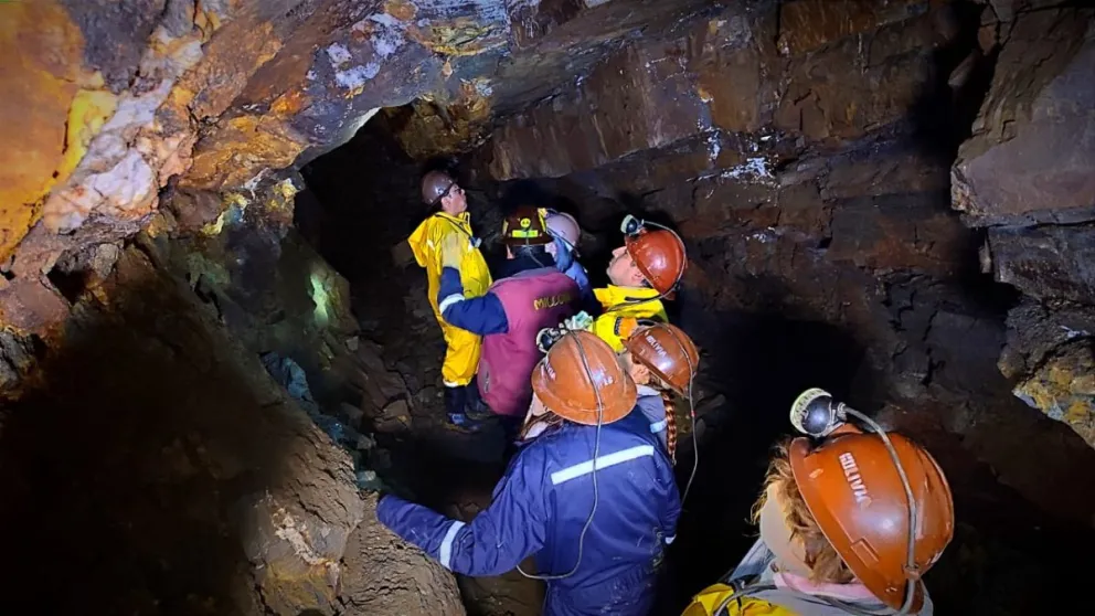 El recorrido que realiza la gente por la mina, una nueva experiencia. Foto: GAMEA