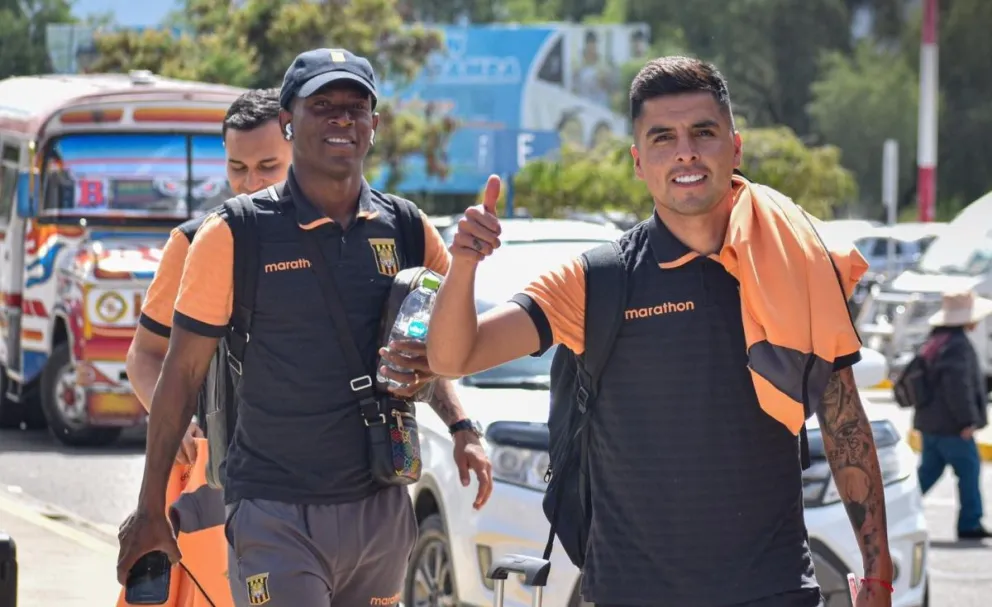 Los atigrados Leonel López, Bryan Angulo y Bruno Miranda. Foto: club The Strongest