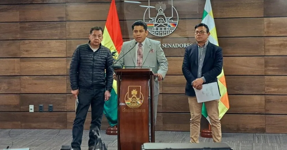 El director de asuntos jurídicos del Senado, Israel Quino. Foto: DTV