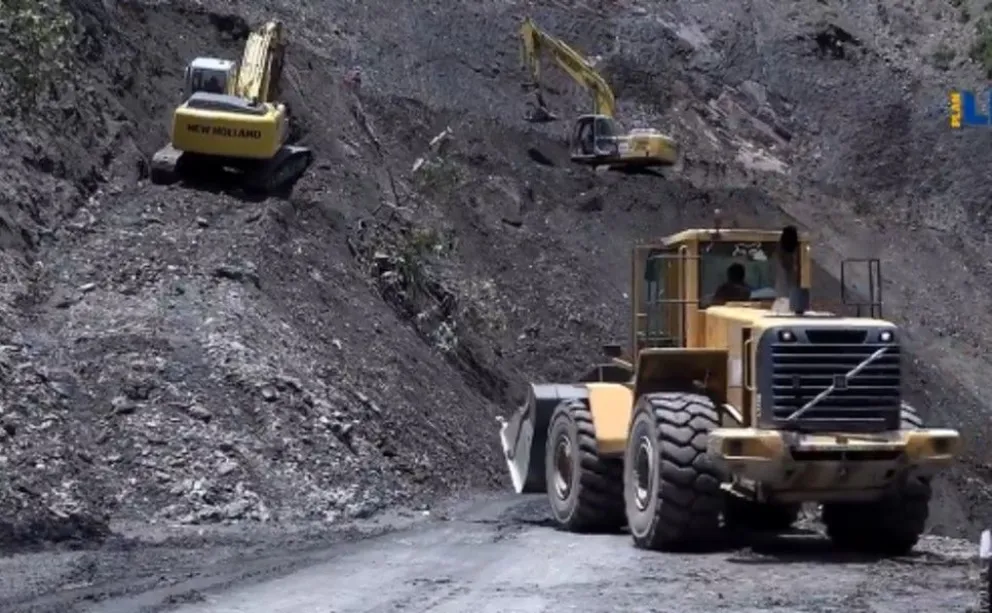 Trabajos en la vía (Imagen referencial). Foto: ABI / ABC