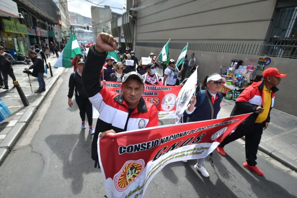 Maestros movilizados en la ciudad de La Paz. Foto: APG