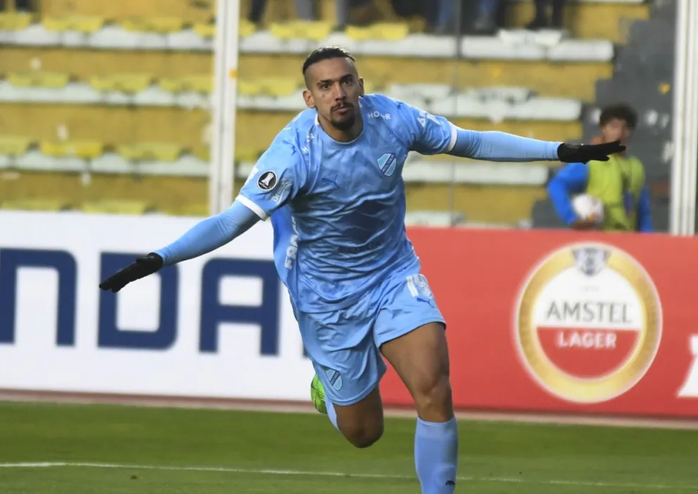 Da Costa celebra uno de los goles que le marcó al Millonarios de Colombia. Foto: APG