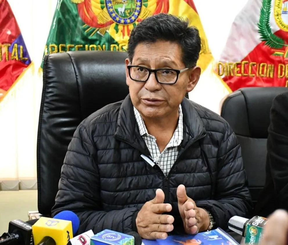 El exministro Edgar Pari, durante su gestión. Foto: Ministerio de Educación

