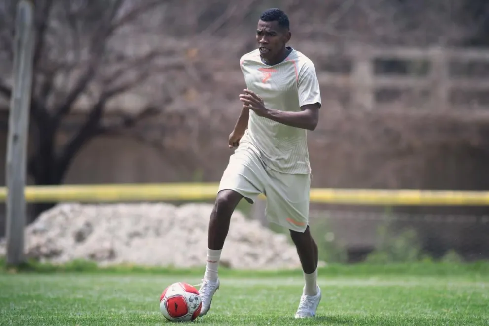 Diego Medina, una de las piezas importantes del albirrojo. Foto Always Ready