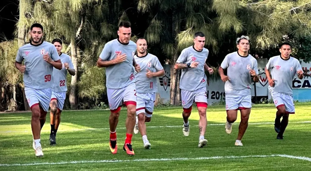 Jugadores del club capitalino en pleno entrenamiento. Foto: Club Independiente.