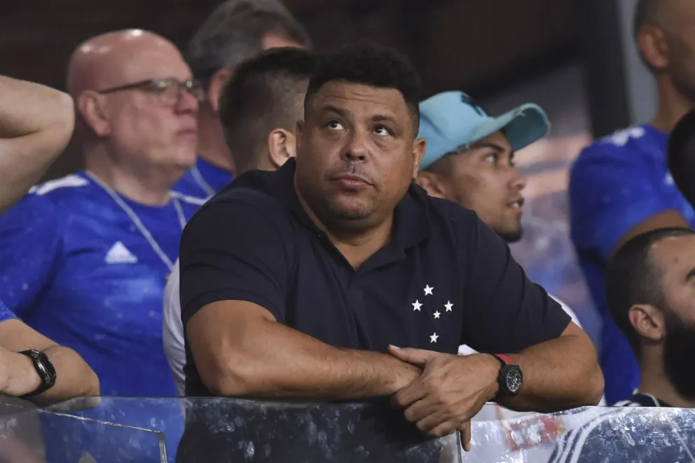 Ronaldo en un partido del torneo Brasileirao serie B entre Cruzeiro. Foto: EFE.