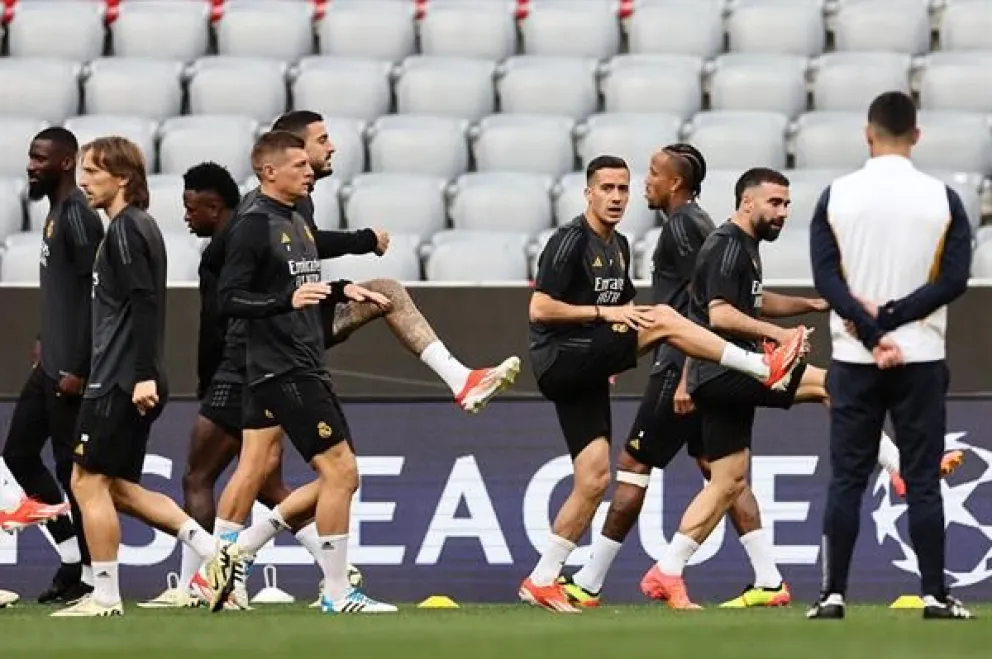 Jugadores del Real Madrid se entrenan en el Allianz Arena. Foto: EFE.