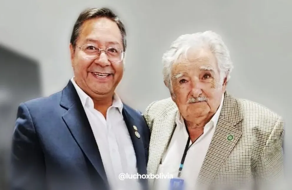 El presidente de Bolivia, Luis Arce, y el exmandatario de Uruguay, Pepe Mujica. Foto. ABI