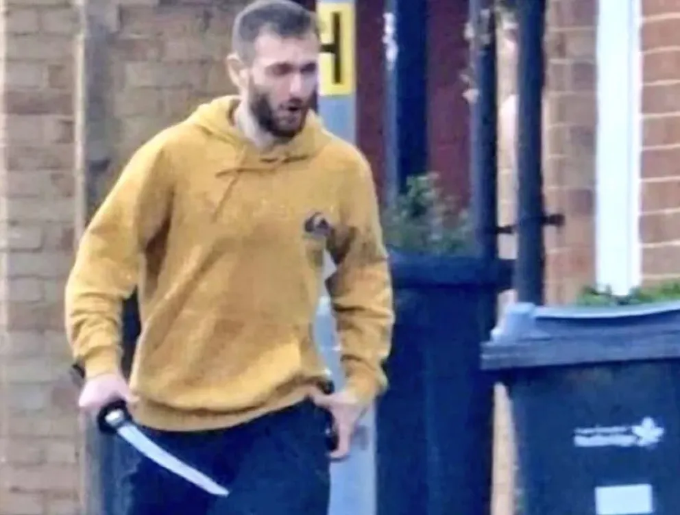 Imagen del presunto atacante. Foto: Captura de video