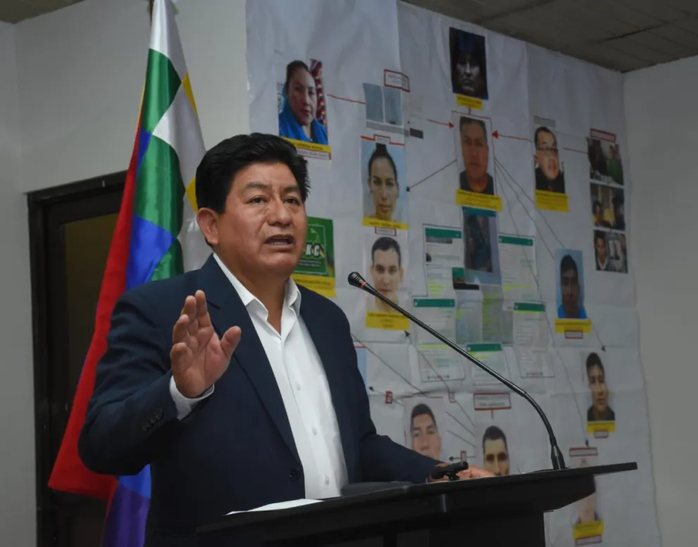 El ministro de Obras Públicas, Edgar Montaño. Foto: APG