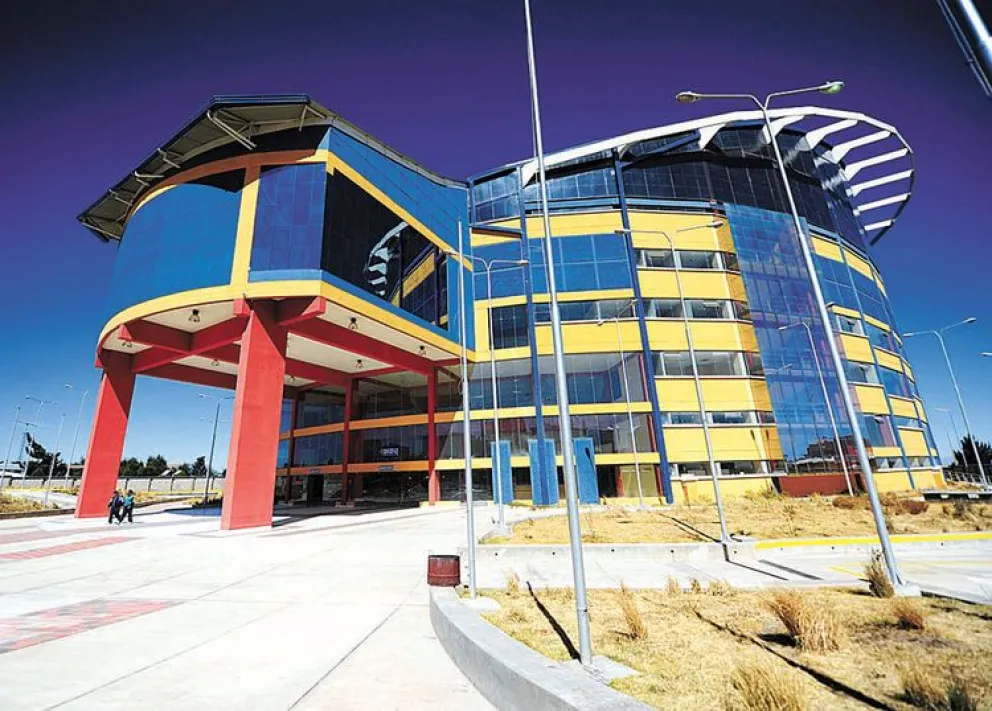 Instalaciones del Polideportivo de El Alto. Foto: Bolivia diversa, en Facebook