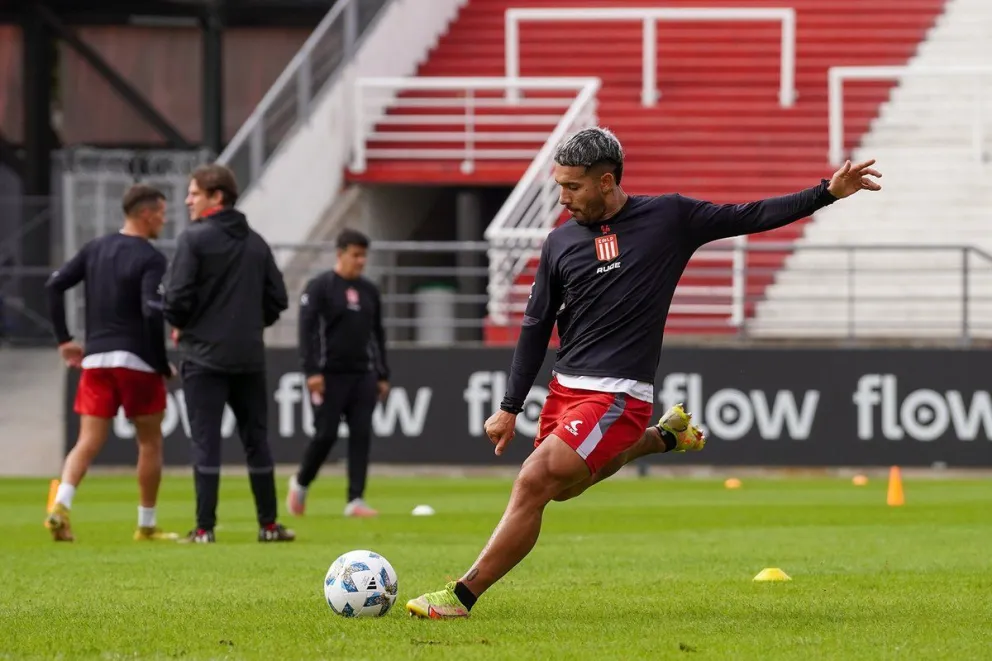 Una de las últimas prácticas de Estudiantes en su estadio de La Plata. Foto: club Estudiantes